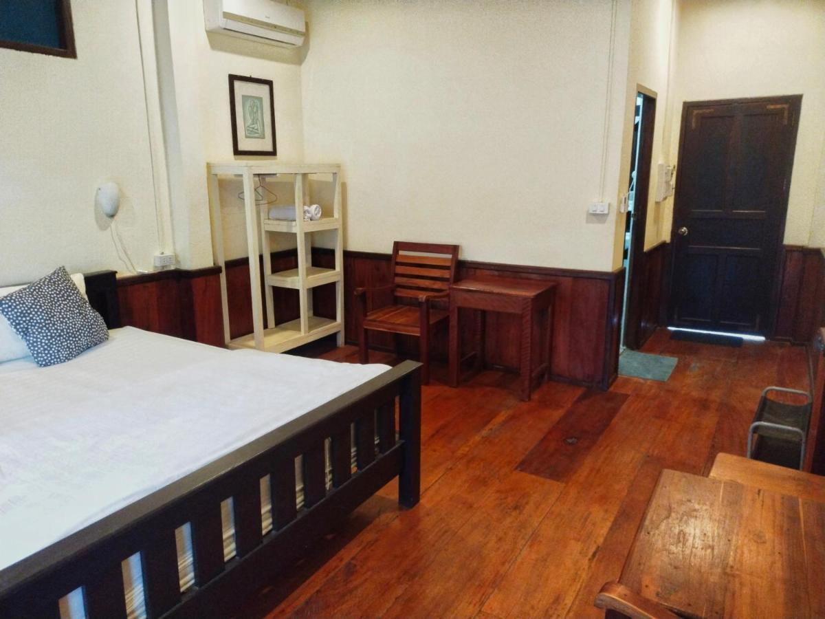 Pdv Guesthouse Muang Ngoi Экстерьер фото