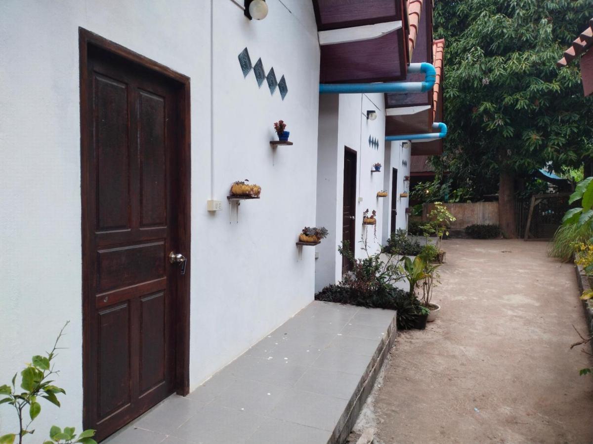 Pdv Guesthouse Muang Ngoi Экстерьер фото